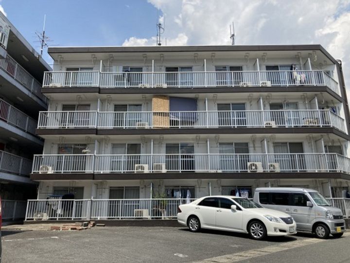 セントフォレスト下中野Bの外観