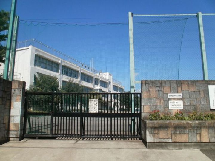 INOVE日野台(旧ヒルトップ多摩平の森)の周辺