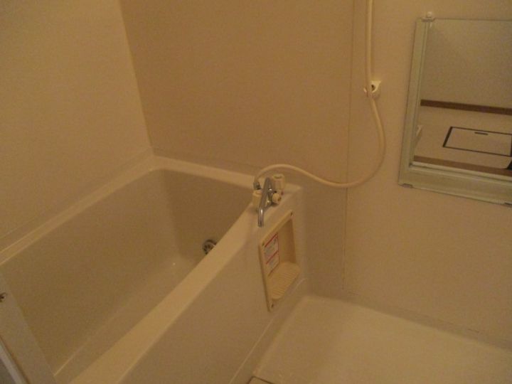 カームフラットIの風呂