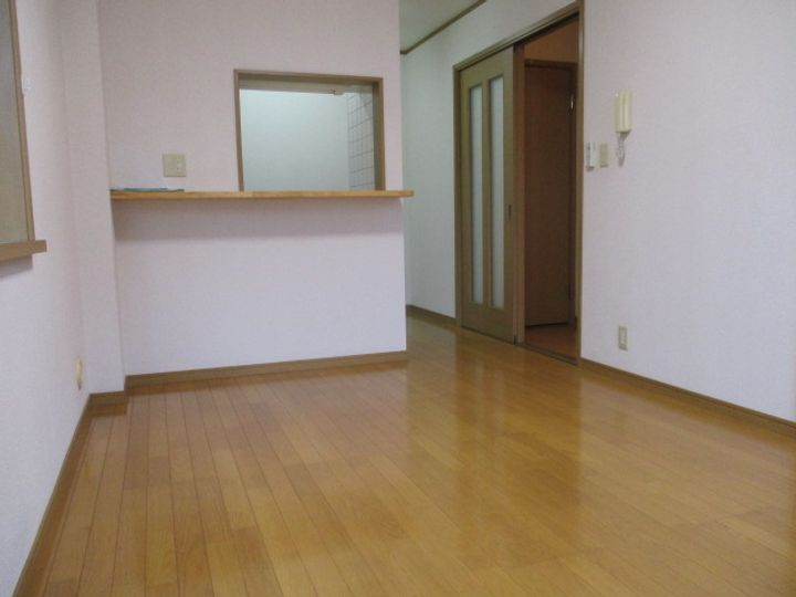 カームフラットIの居間