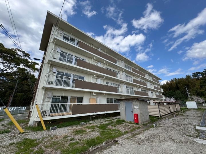 山口県下関市小月宮の町(マンション)の賃貸物件の外観