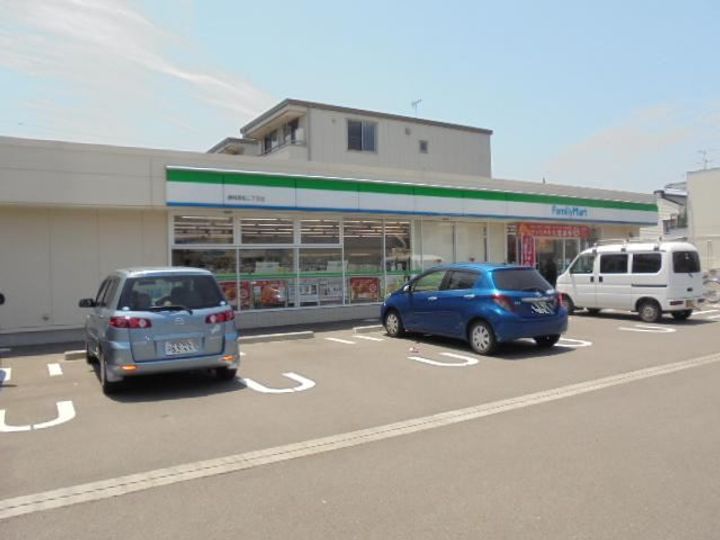 サントソラルの周辺