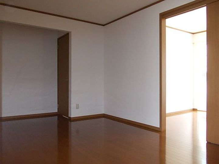 シャトーローリエCの居間