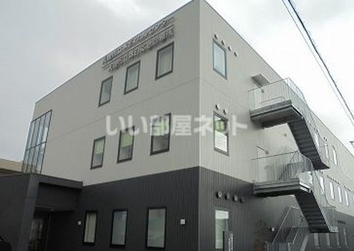 シャトーローリエCの周辺