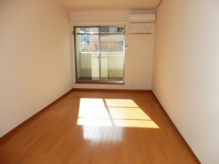 アルページュの居間