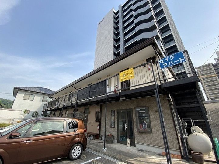 セイケアパートの外観