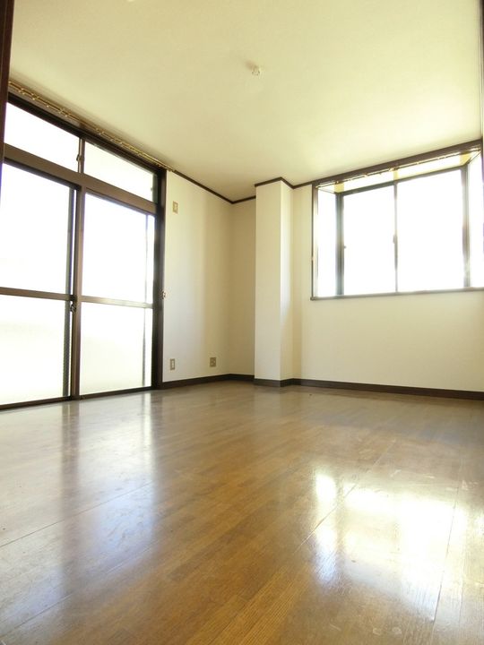 エティイマイの内装