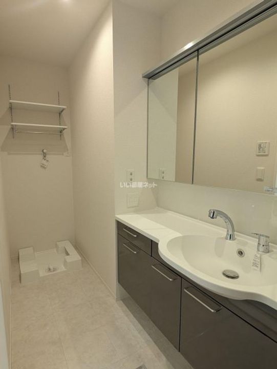 パサログランデ上野芝の内装