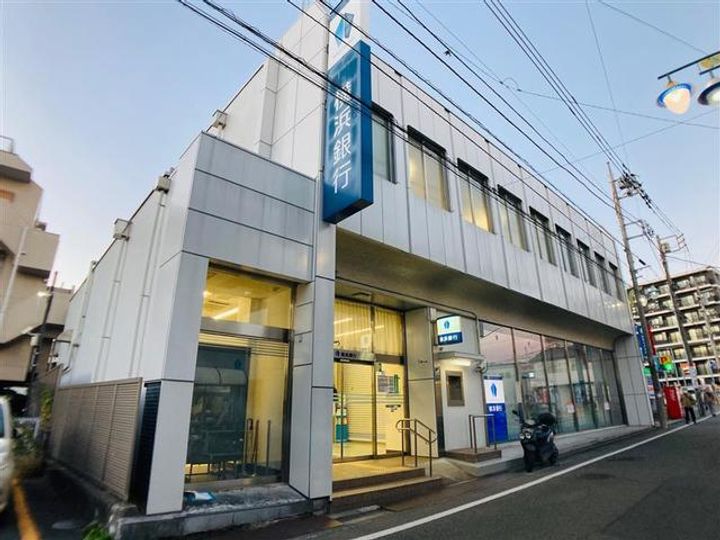 グリュ・エ・グロワールD棟の周辺