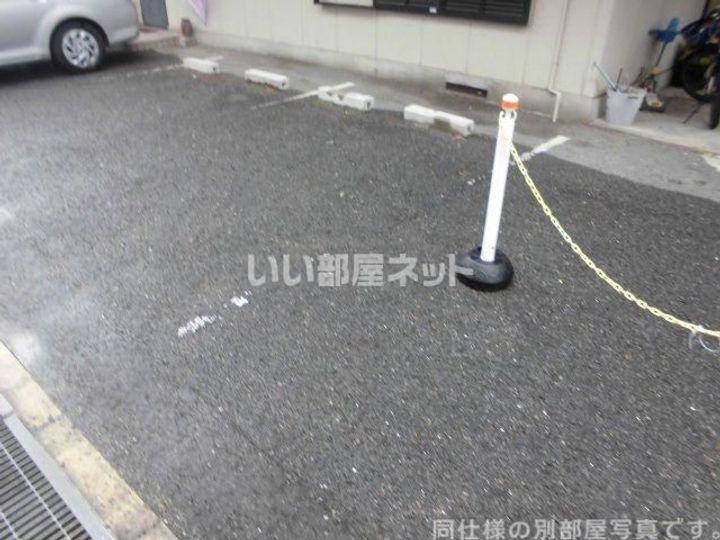 レフティー岡東の地図
