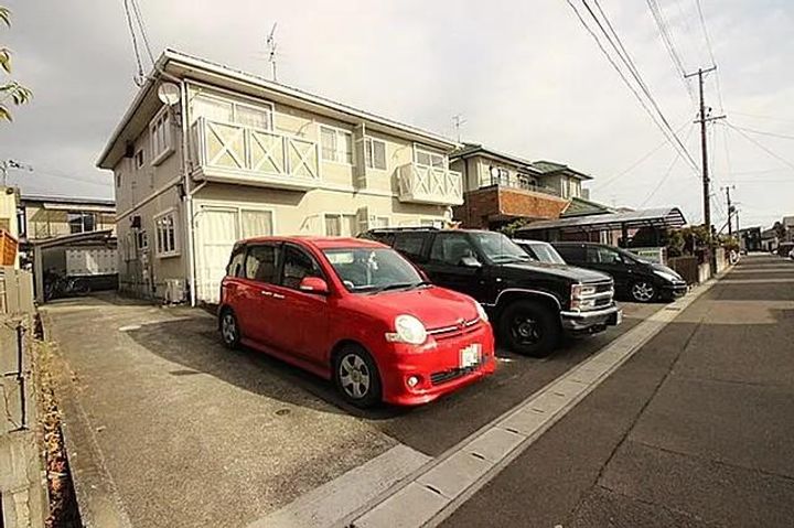 グレースフル鶴ケ谷の外観