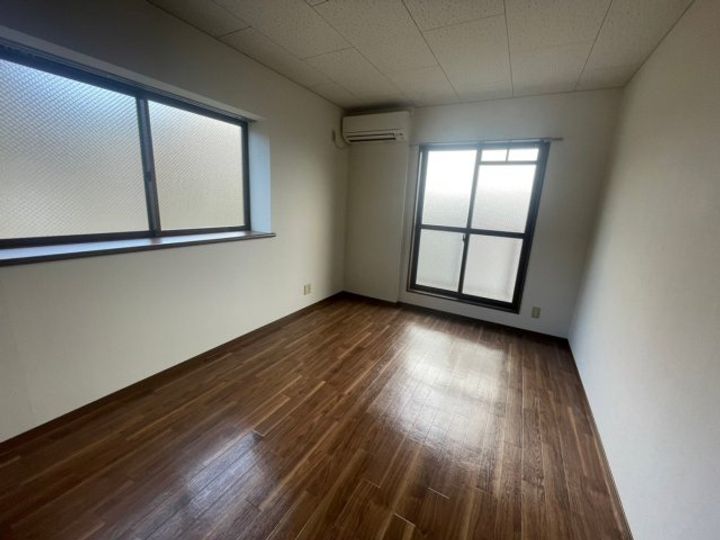 大阪府三島郡島本町桜井3(マンション)の賃貸物件の居間