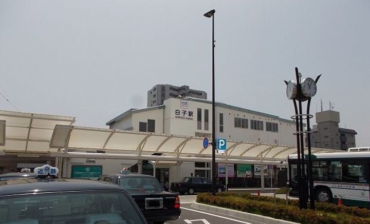 エムツートリアードIIIの周辺