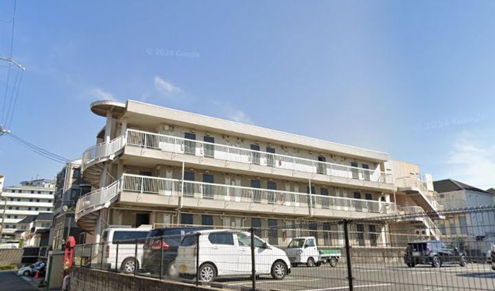 サニーパレスザウエストの外観