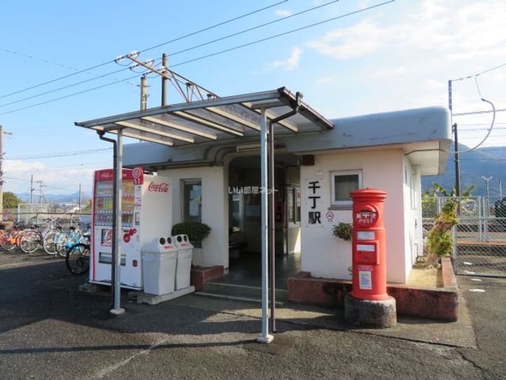 りりあん IIIの周辺