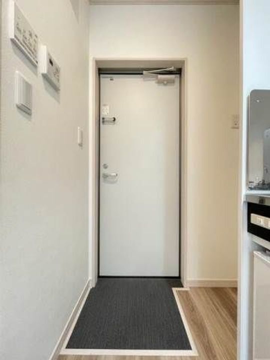 東京都荒川区西尾久5(アパート)の賃貸物件の玄関