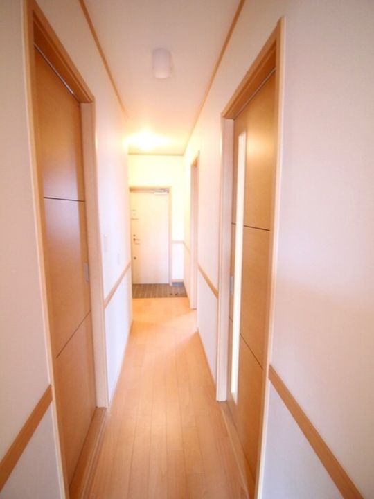 埼玉県川口市南鳩ヶ谷3(アパート)の賃貸物件の玄関