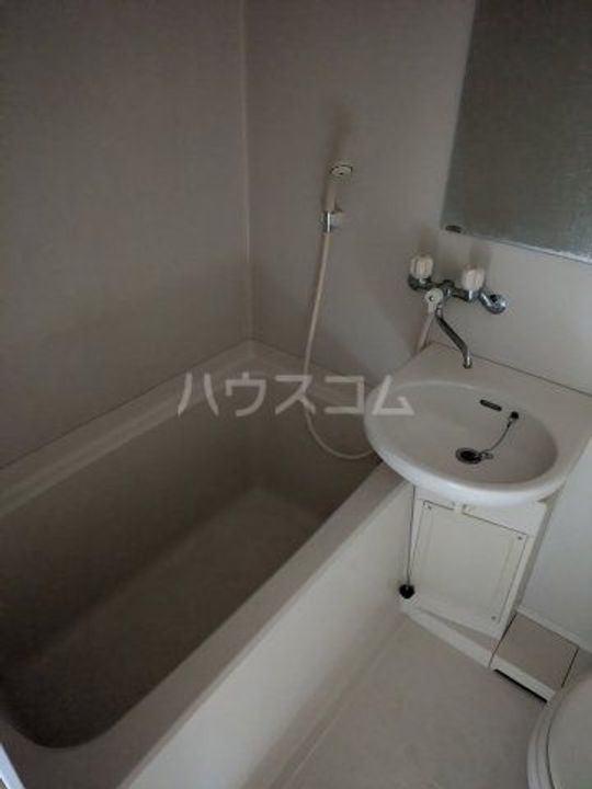 メゾン新宿町の風呂