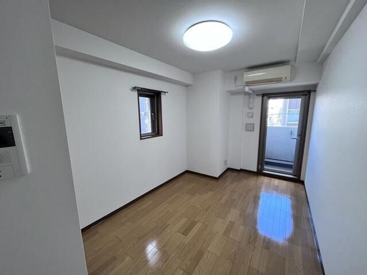 東京都台東区台東2(マンション)の賃貸物件の居間