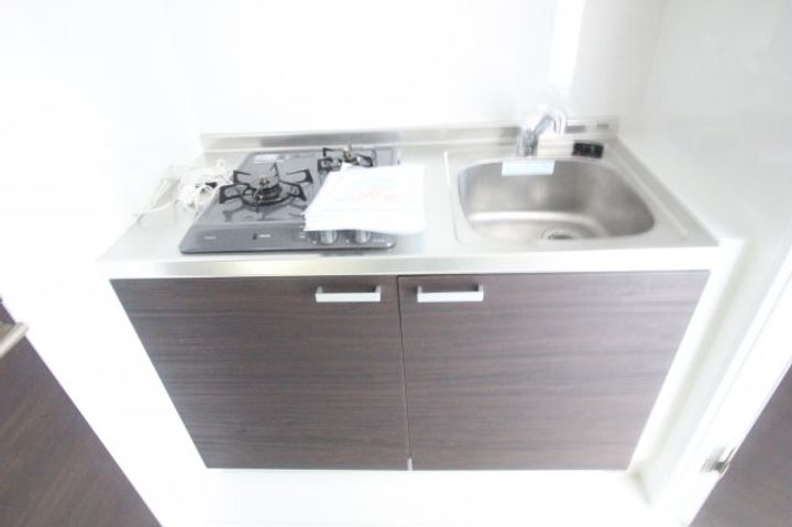 ベリエ西綾瀬のキッチン