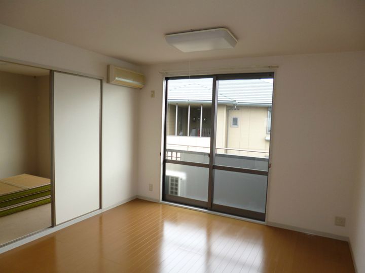 ディアレストスクウェアC棟の居間