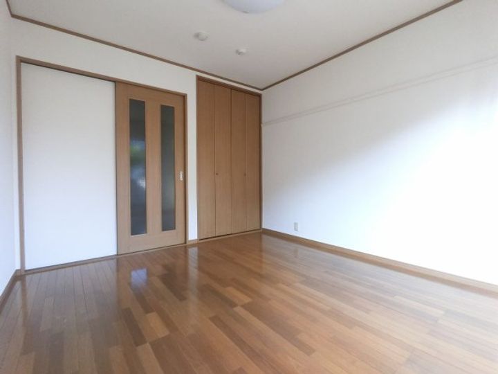 千葉県千葉市若葉区小倉台6(アパート)の賃貸物件の居間