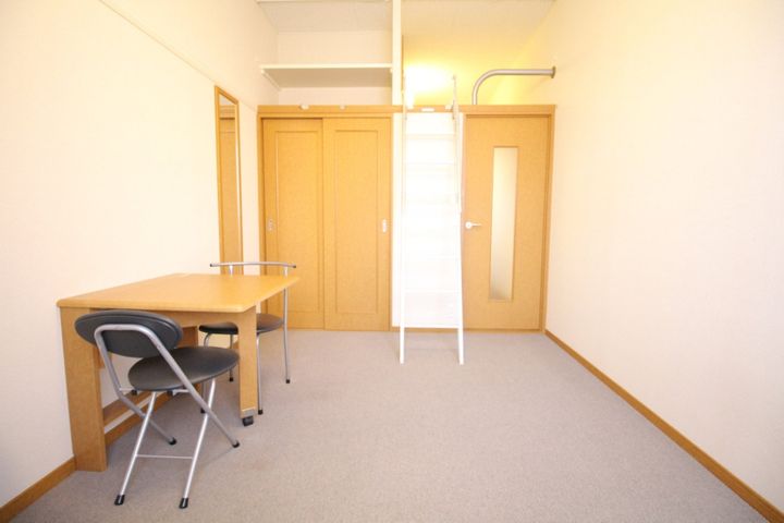 大阪府大阪市阿倍野区文の里2(アパート)の賃貸物件の居間