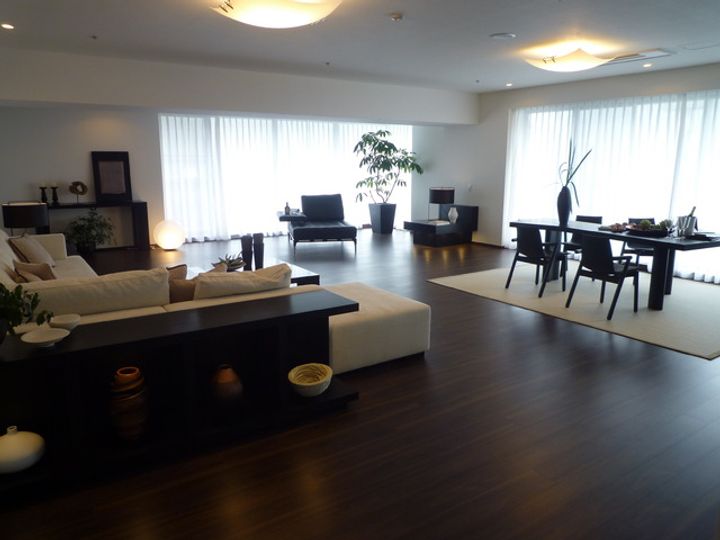 東京都千代田区二番町(マンション)の賃貸物件の居間