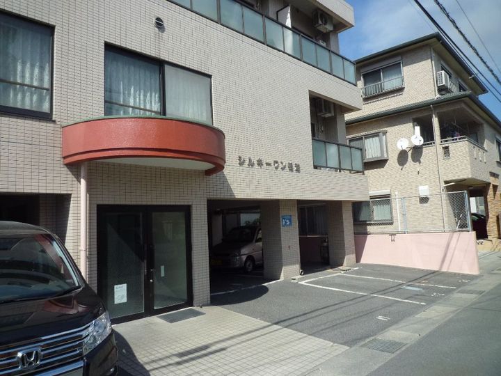 シルキーワン鴨池の内装