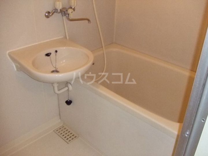 レジェンド末広Bの風呂