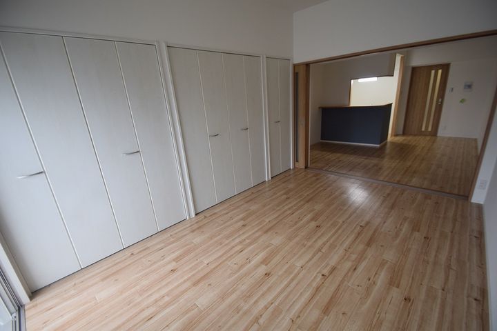 IMAKIYA.BLDの居間