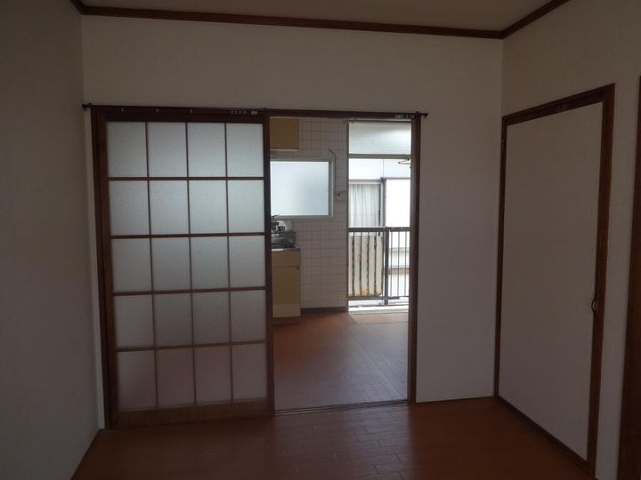 南西ハイツ(甲府市国母2)の内装