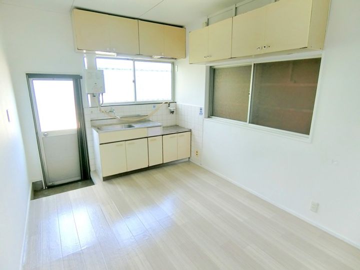 大阪府阪南市舞4(一戸建)の賃貸物件のキッチン