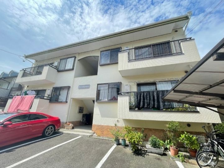 グレースシャトーの外観