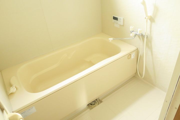 ライラックBの風呂