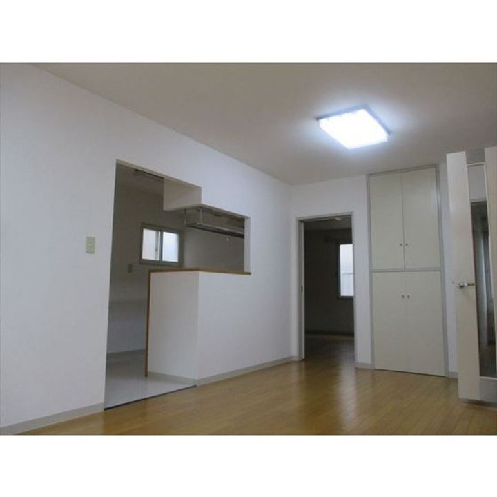 ニューハイツあゆみの居間