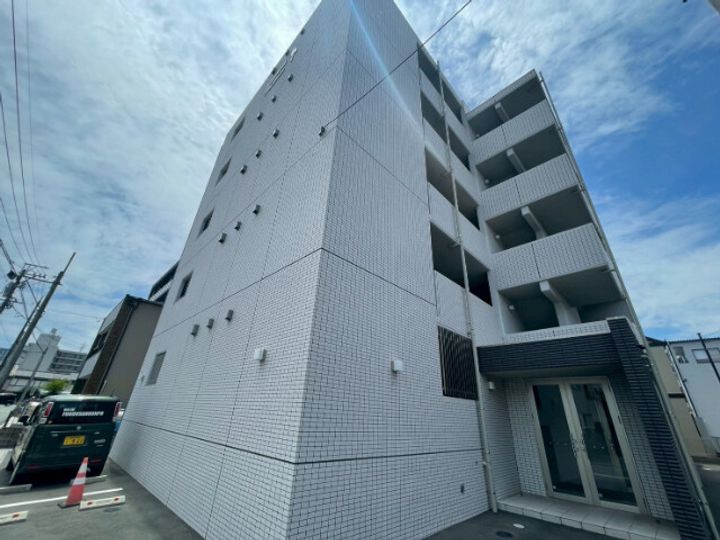 静岡県浜松市中央区八幡町(マンション)の賃貸物件の外観