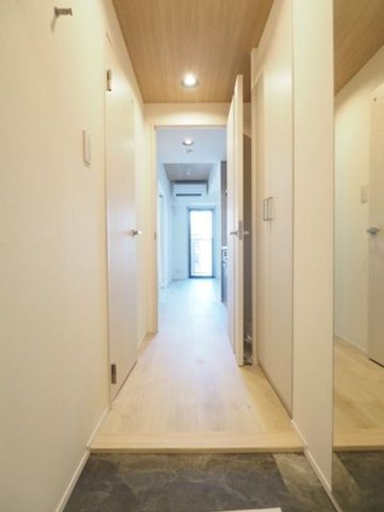 東京都大田区蒲田5(マンション)の賃貸物件の玄関