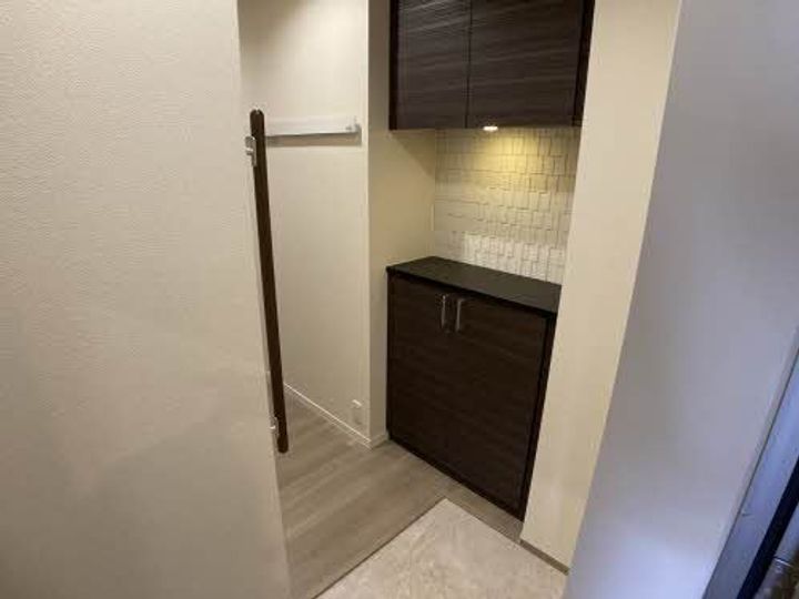 メゾン宝町の玄関