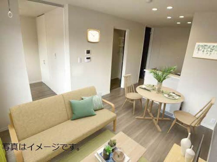 メゾン宝町の居間