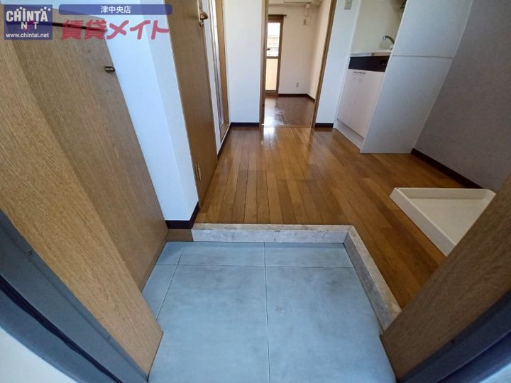 CASA KAWAGEの玄関