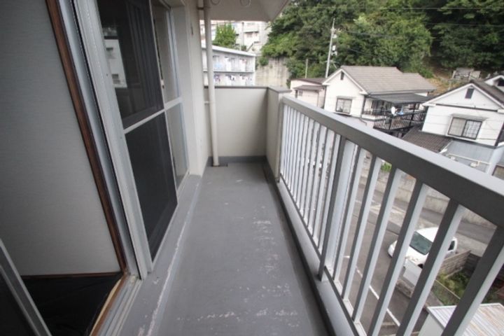 林ビルの内装
