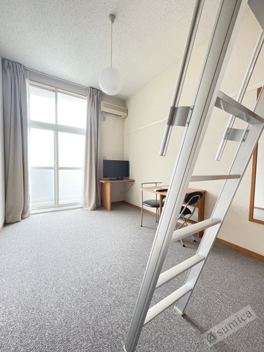 レオパレスSAKAGAMIの内装