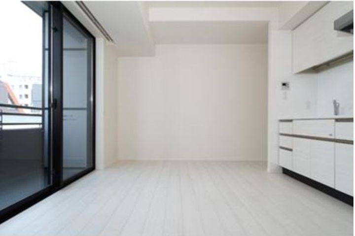 東京都港区赤坂3(マンション)の賃貸物件の居間