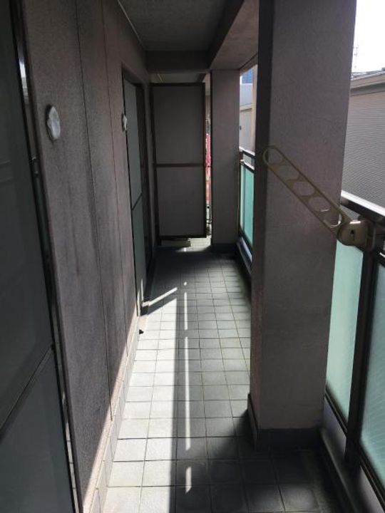 シャトー中三の内装