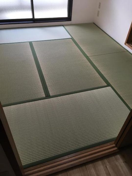 シャトー中三の内装