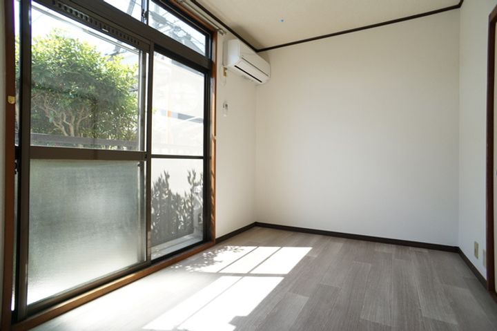 東京都狛江市猪方3(アパート)の賃貸物件の居間