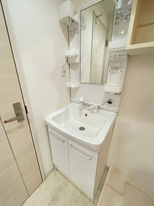 A-STEP甲突の内装