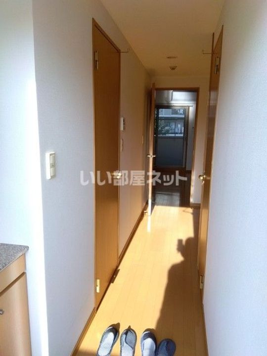 N-flats川崎浜町の玄関