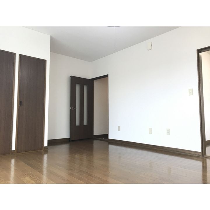 ドミール品川の居間
